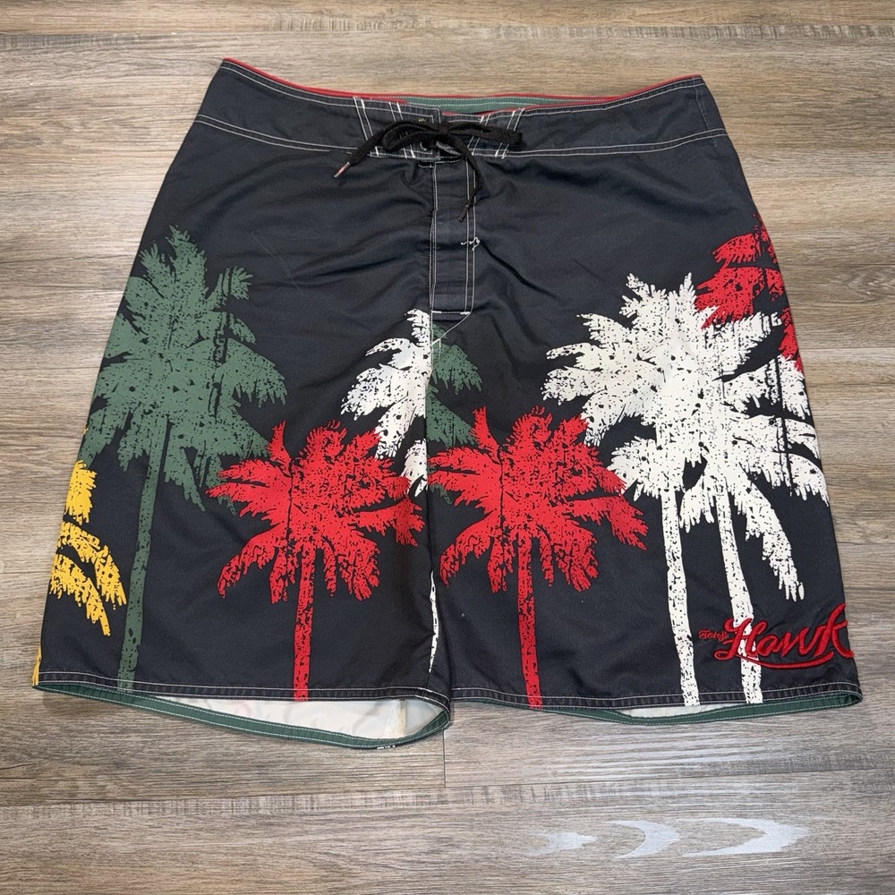 Tony Hawk Brand Board Shorts Mens 38 Vibrant Palm Tree Graphic Red White Green
